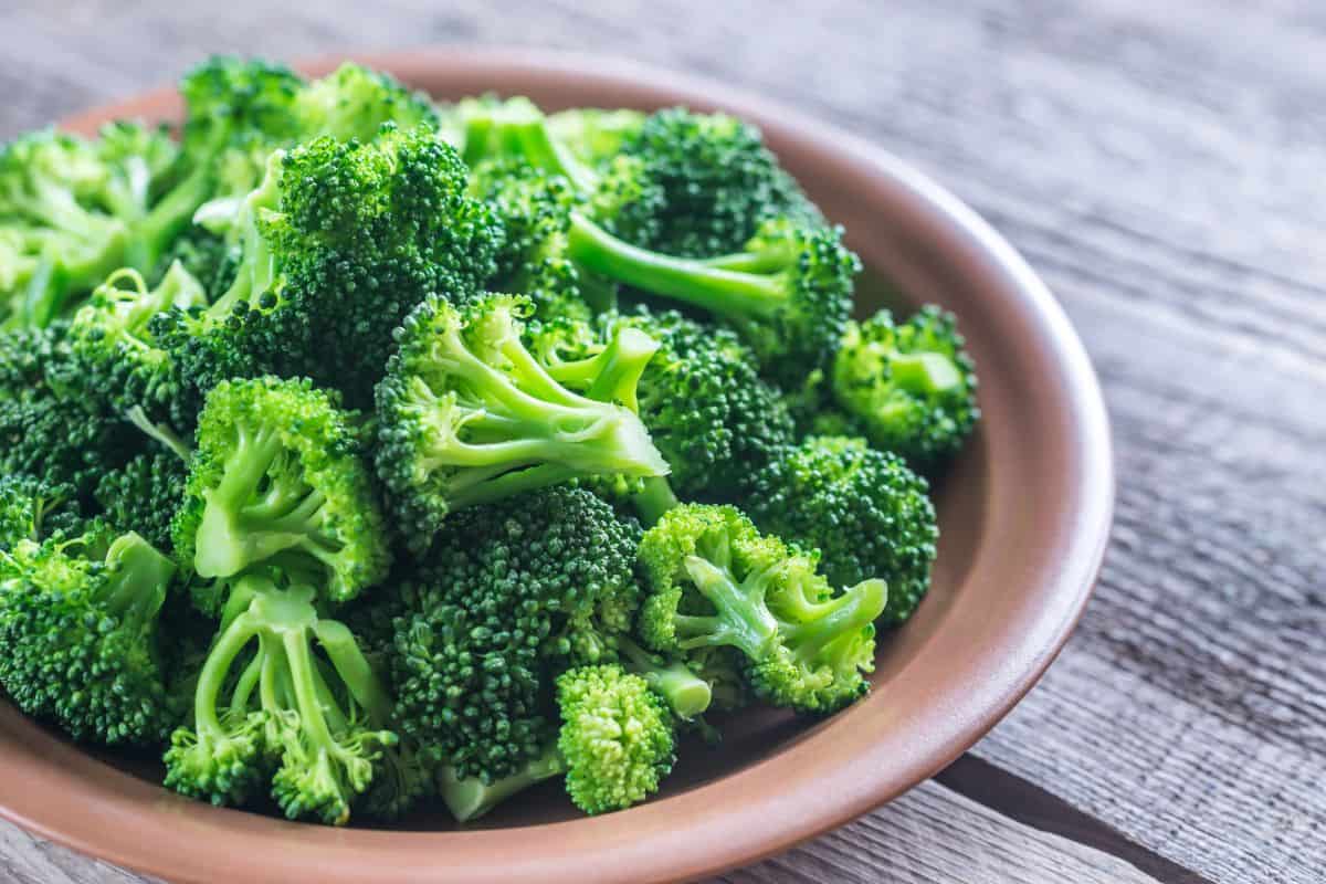 bowl of broccoli